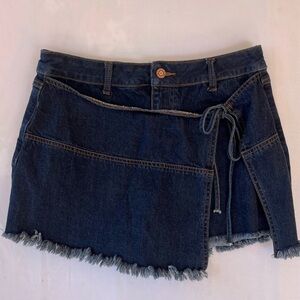 Sincerely Jules Denim Wrap Skort 29 Dark Wash Tie Front Raw Hem Y2K Retro